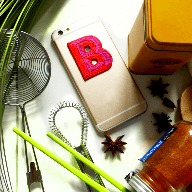 Label SINGLE LETTER · rot/pink