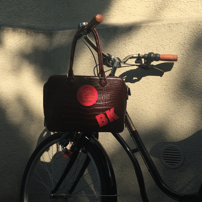 Label CITIES · rot/pink · personalisierbar