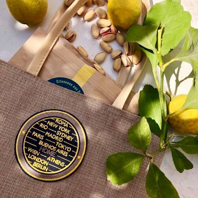 Label CITIES · gelb/beige · personalisierbar