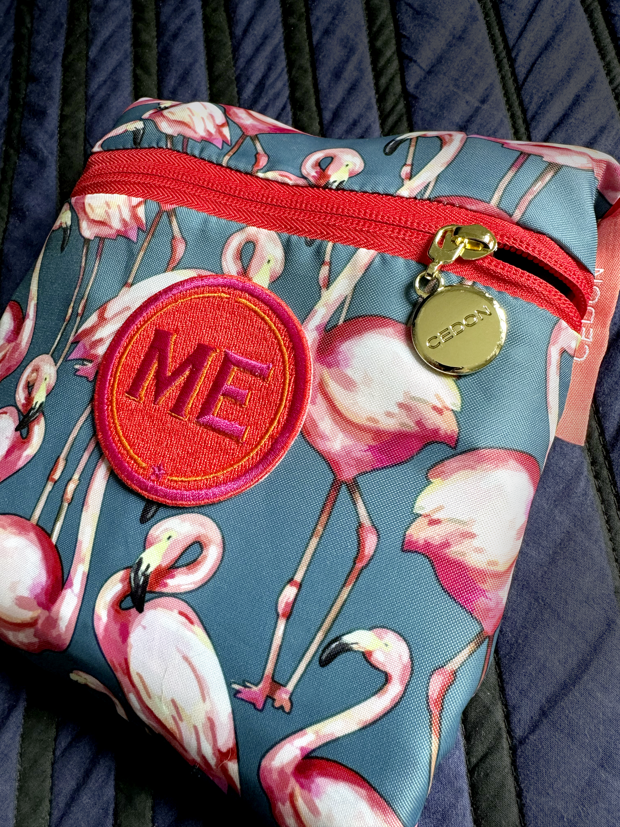 Easy Travel Bag DE LUXE PINK FLAMINGO mit Initialen-Patch