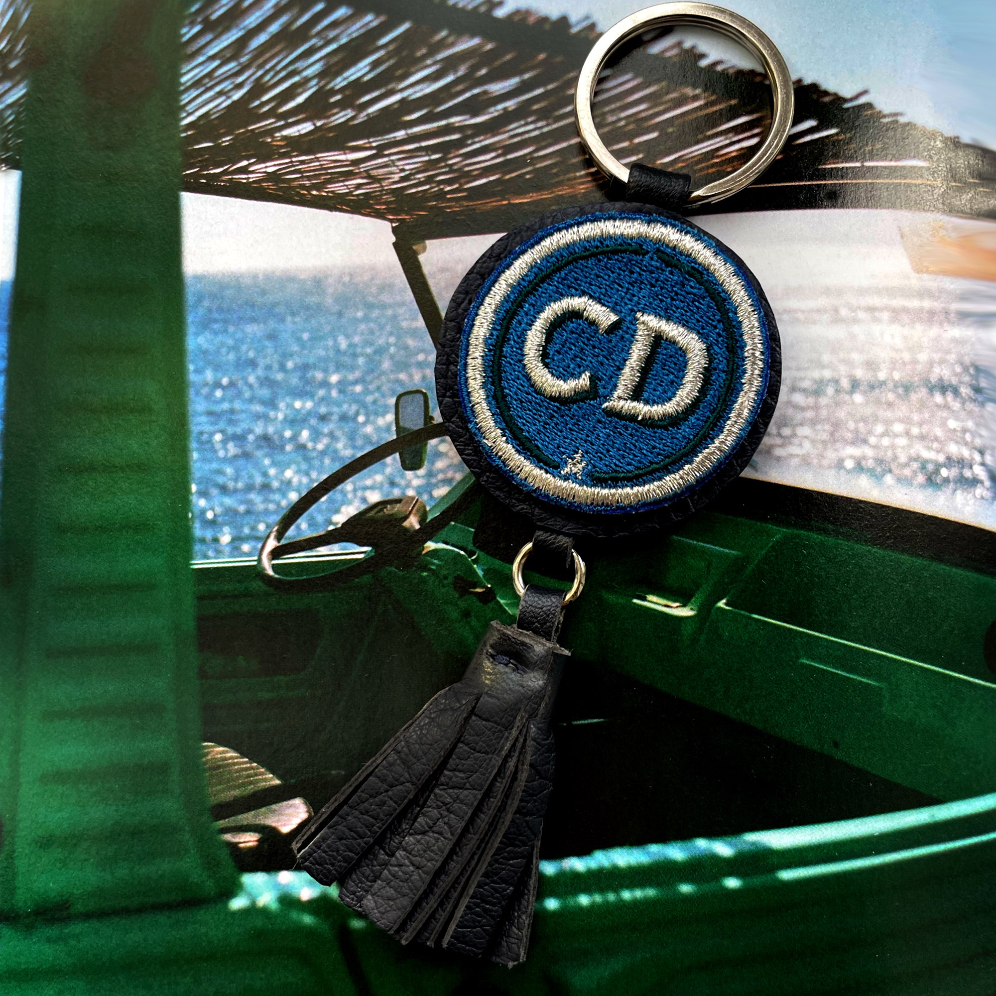 Schlüsselanhänger INITIALEN · petrol/silber · mit Tassel · personalisierbar