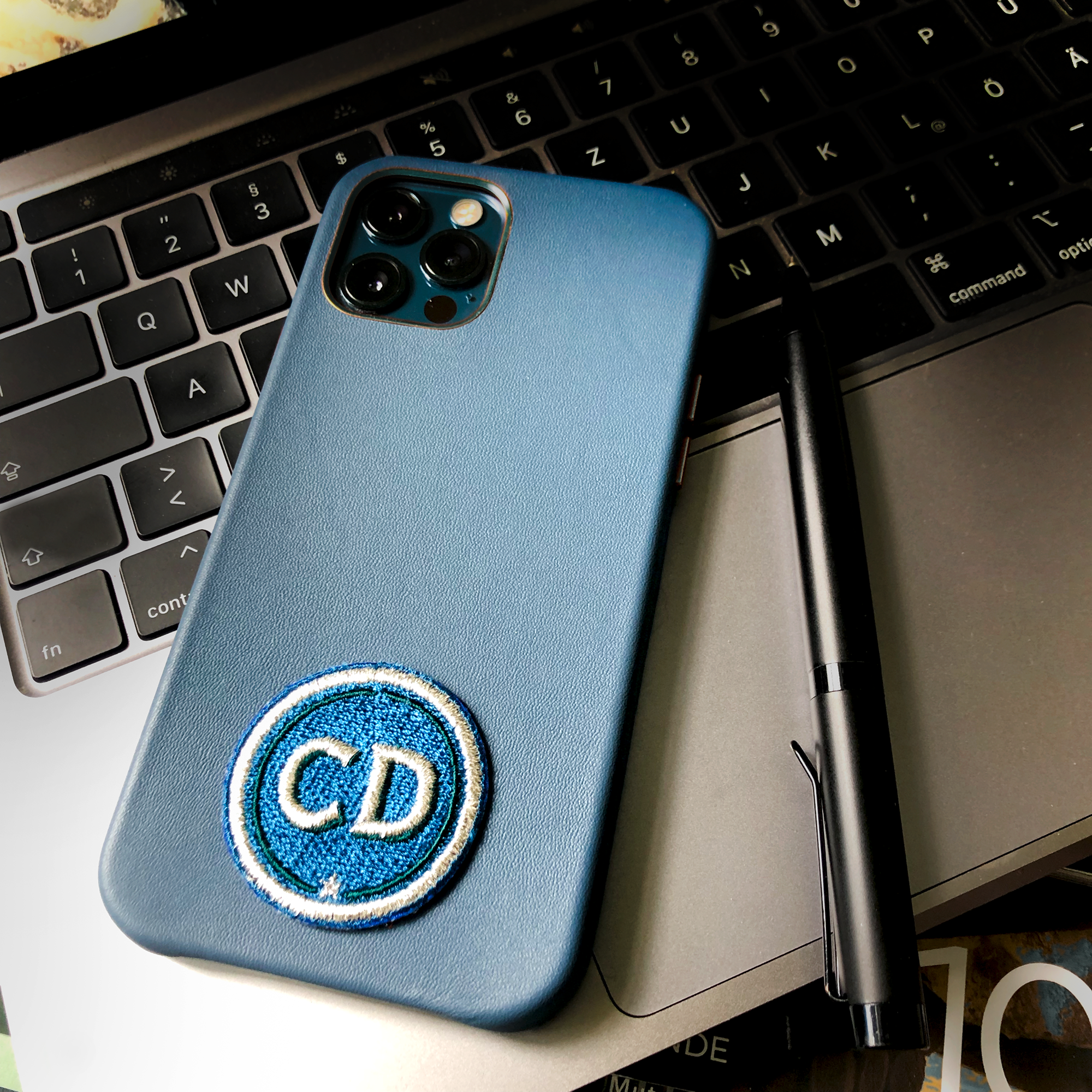 Label INITIALEN · 4cm · petrol/silber· personalisierbar