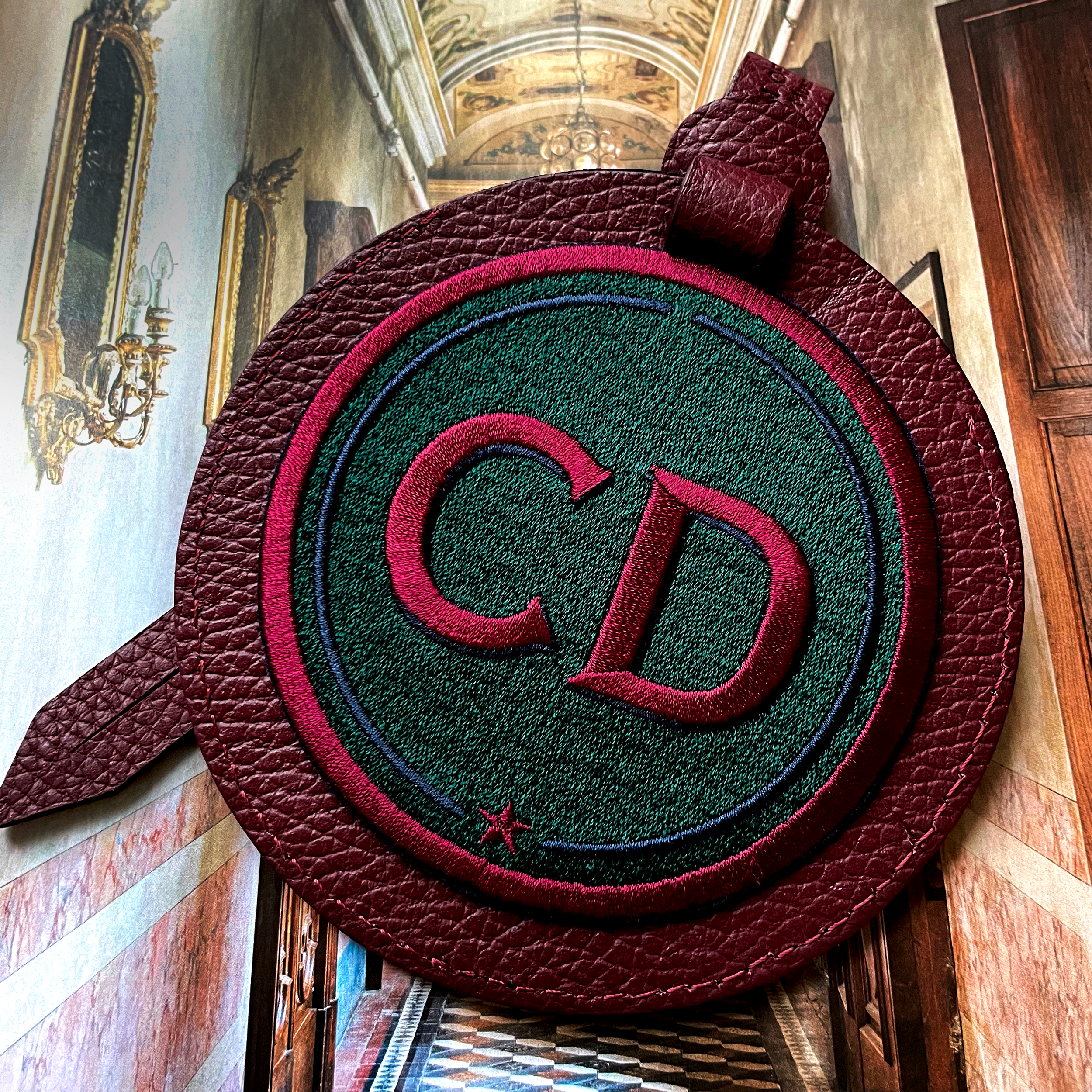 Gepäckanhänger Bordeaux INITIALEN · dunkelgrün