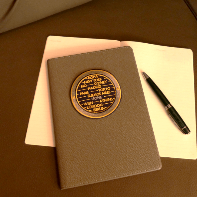 Label CITIES · gelb/beige · personalisierbar