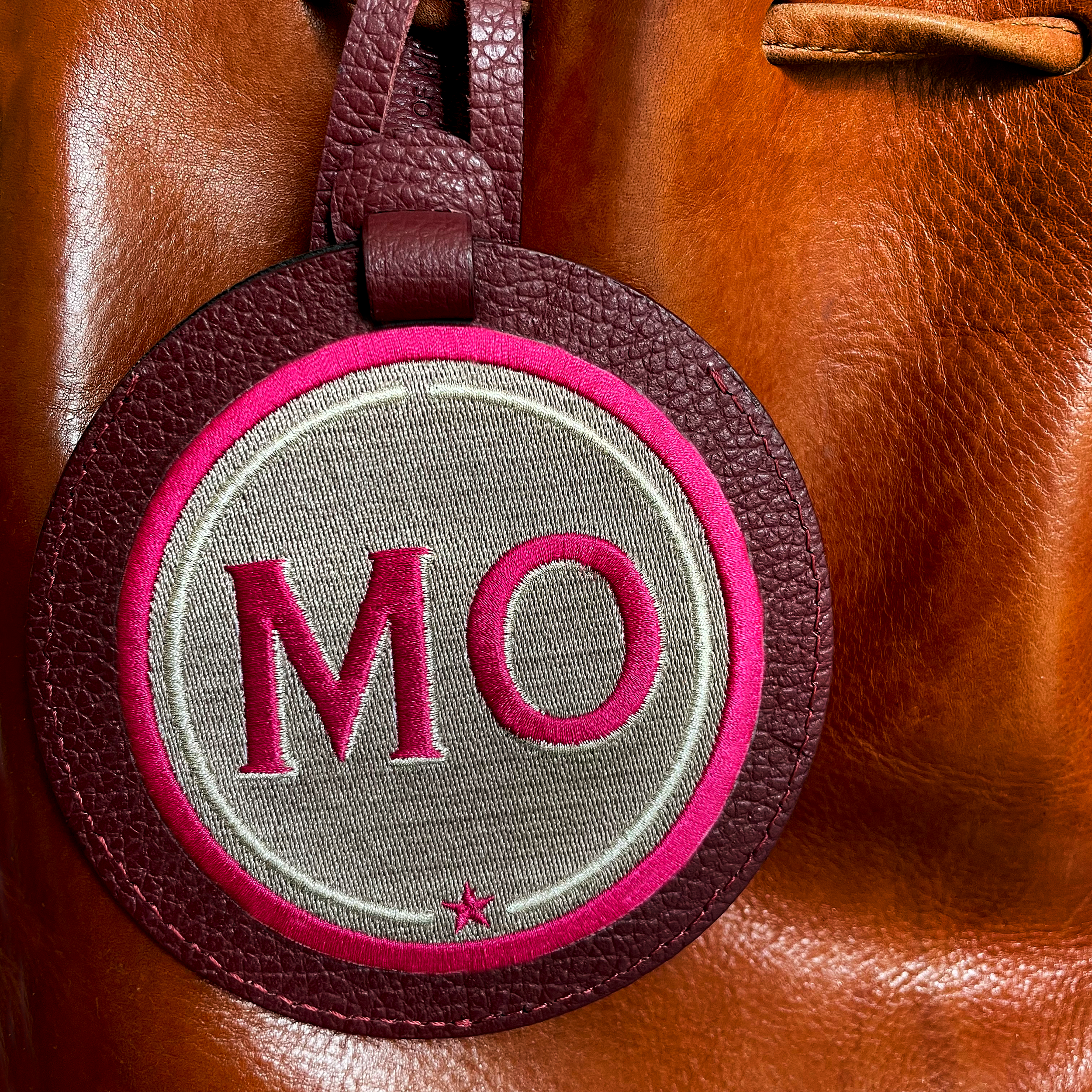 Gepäckanhänger Bordeaux INITIALEN · beige