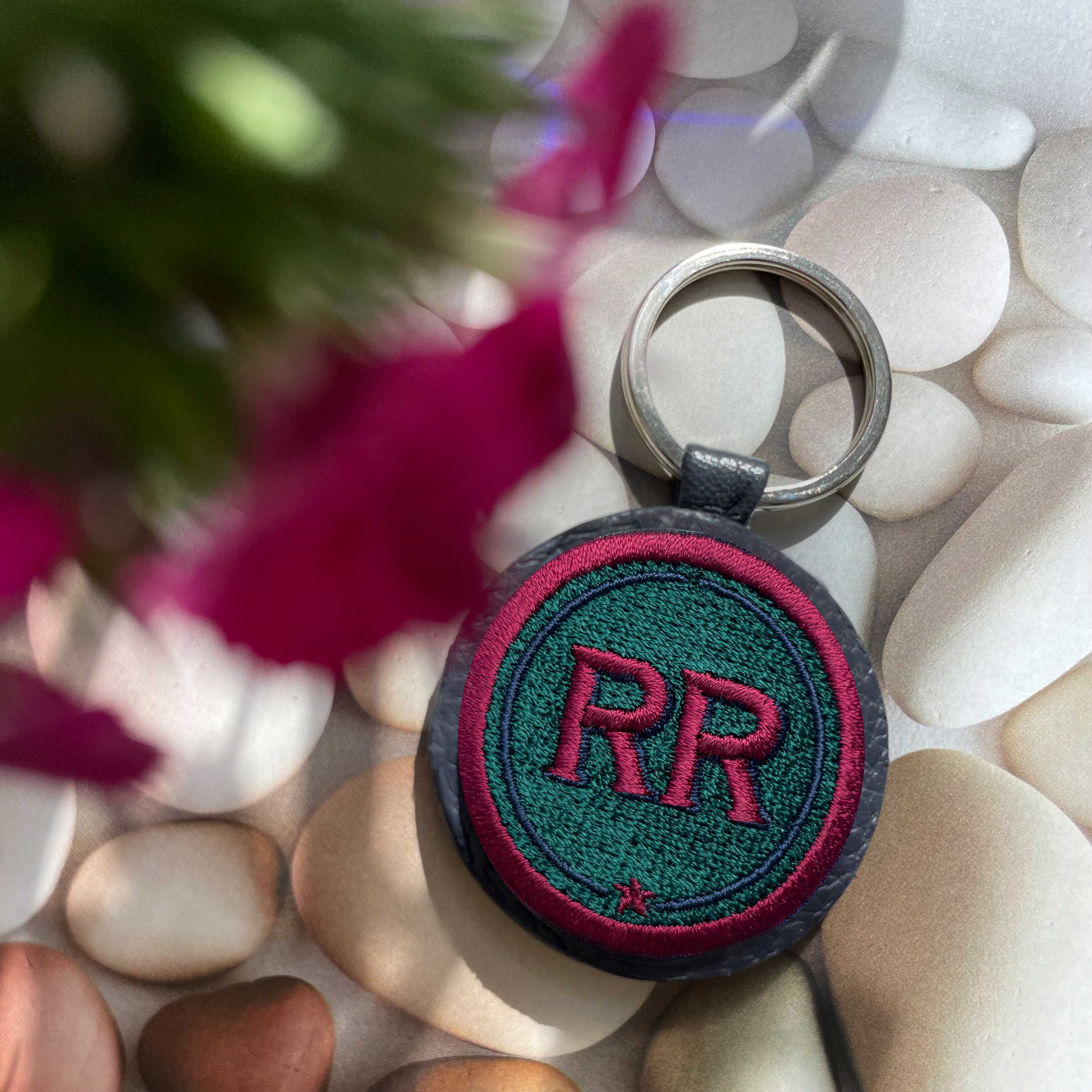 Label INITIALEN · 4cm · dunkelgruen · personalisierbar