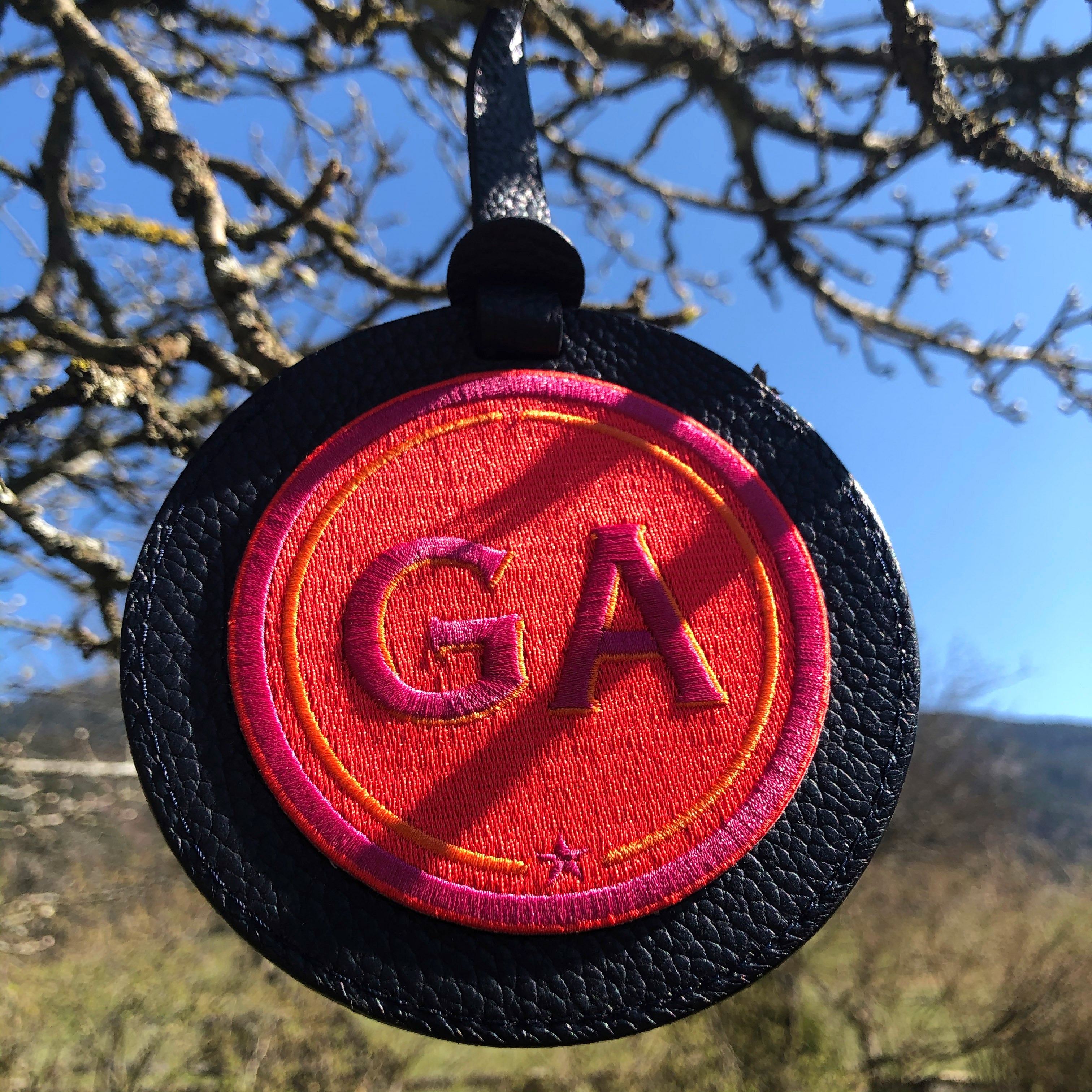 Gepäckanhänger INITIALEN · rot/pink